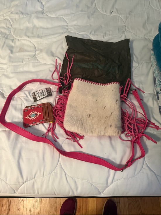 Trinity Ranch Handbags - Trinity Ranch White Hair-on Hide Crossbody Bag with Pink Fringe